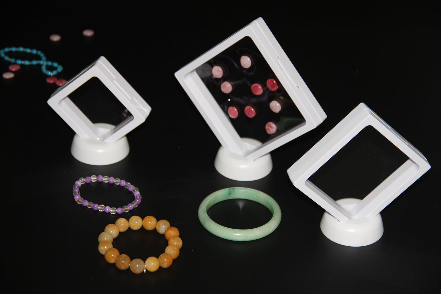 White 3D Jewellery Display Stand - Showcase & Storage Box for Jewellery Charms and Hairpins