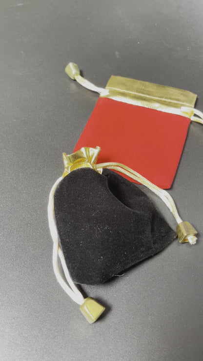 50 Elegant Red/Black Velvet Pouches with Gold Accent 7x9cm