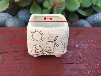 Small Cute Lovely Ceramic Pot