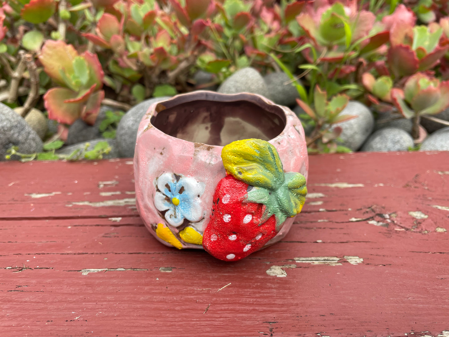 Strawberry Rabbit Pot 3D